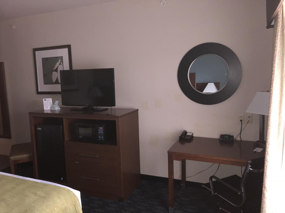 Countryview Inn & Suites Robinson Eksteriør billede