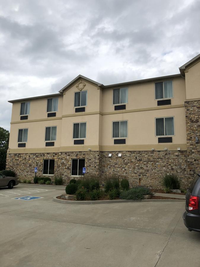 Countryview Inn & Suites Robinson Eksteriør billede