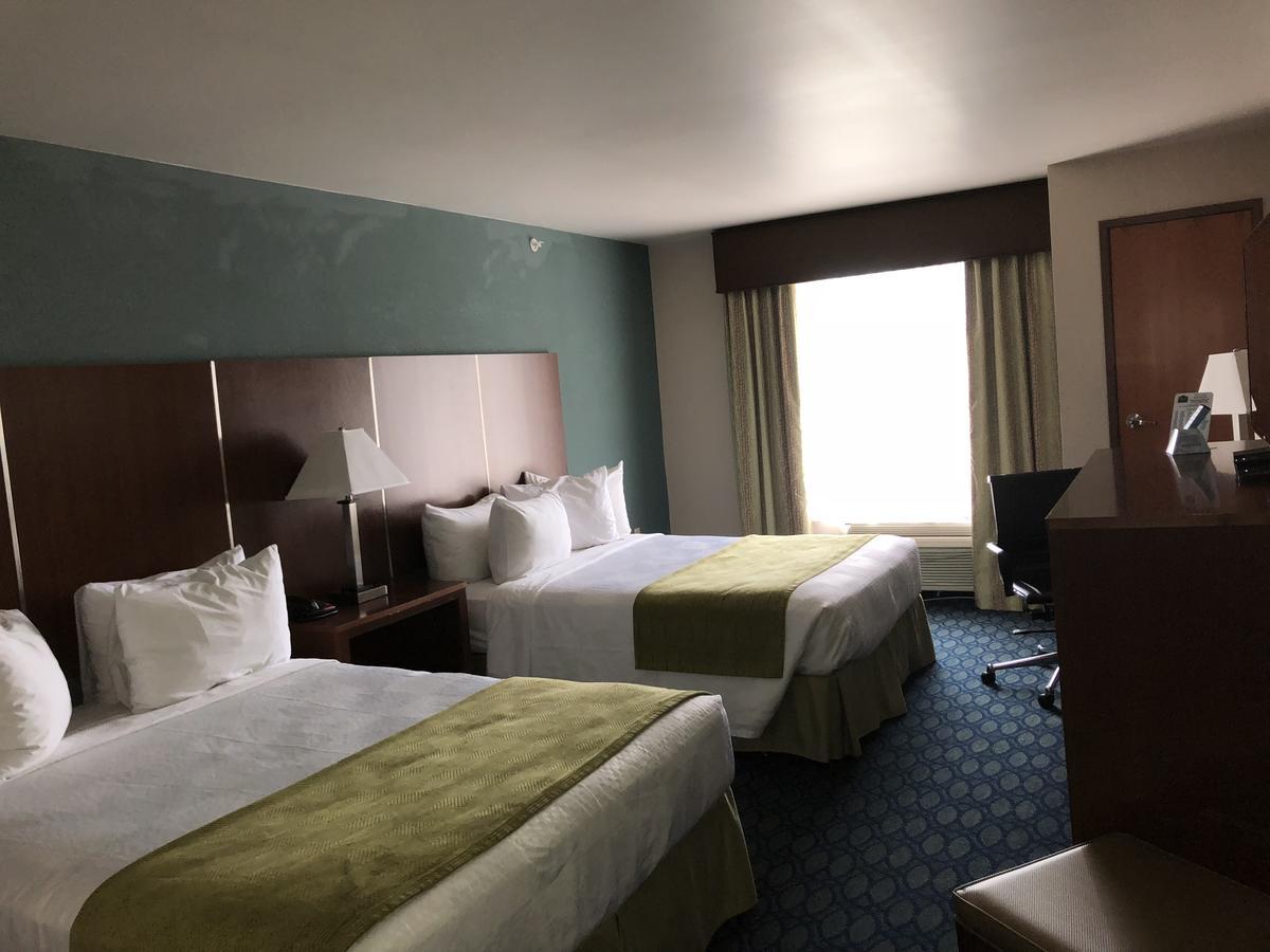 Countryview Inn & Suites Robinson Eksteriør billede