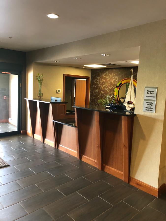 Countryview Inn & Suites Robinson Eksteriør billede