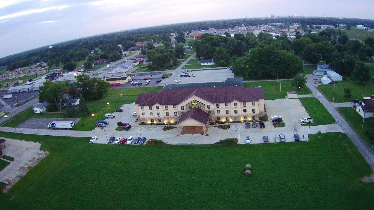 Countryview Inn & Suites Robinson Eksteriør billede